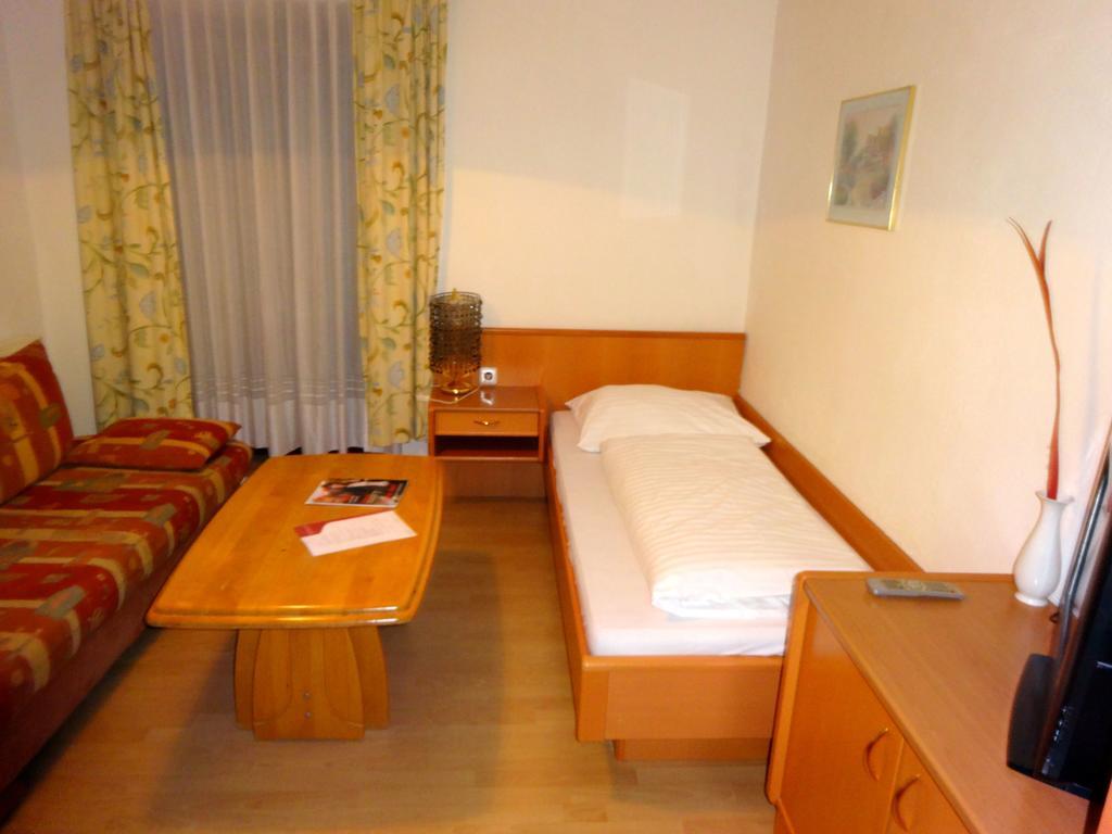 Gasthof Poechhacker Steyr Esterno foto