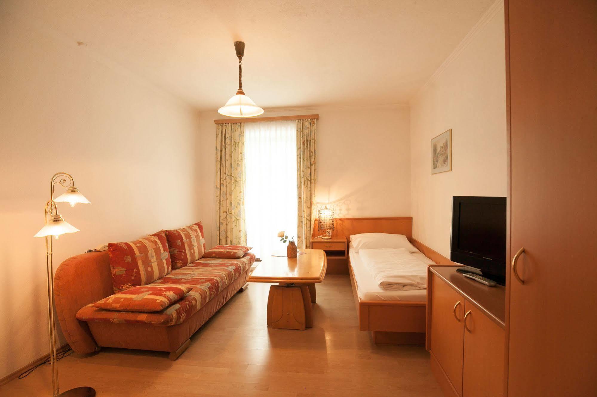 Gasthof Poechhacker Steyr Esterno foto